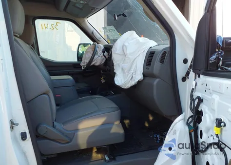 2019 Nissan Nv Cargo Nv2500 Hd Sv V8 from USA, damaged, VIN 1N6AF0LY9KN807060